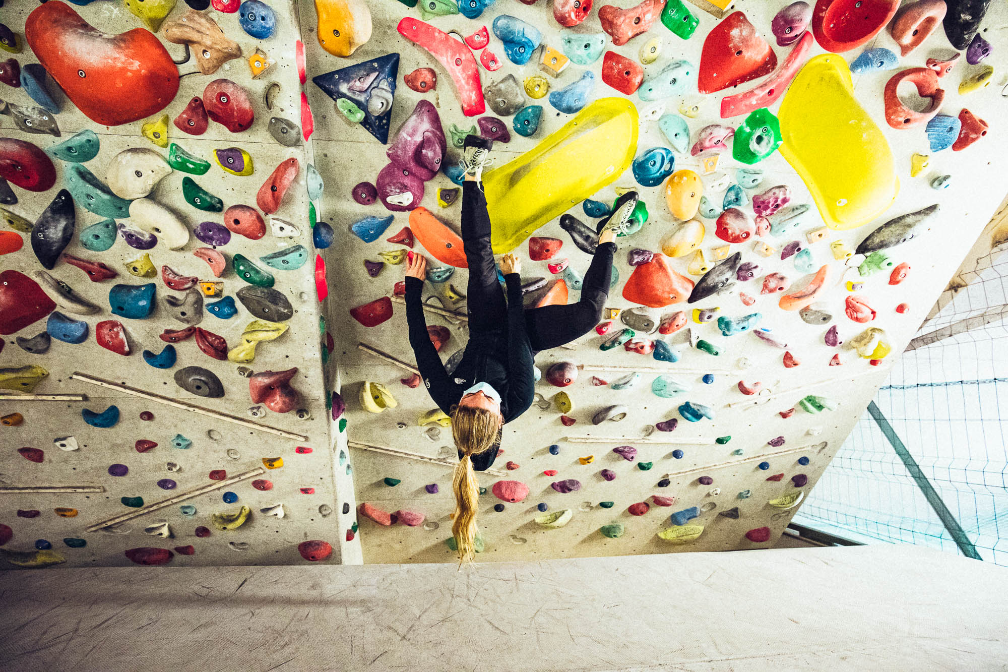 Export x3 5D4 0907 Bouldering Sarah & Vanessa Gaswerk 2020